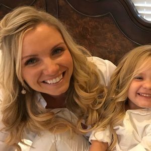 Meet your Posher, Debra